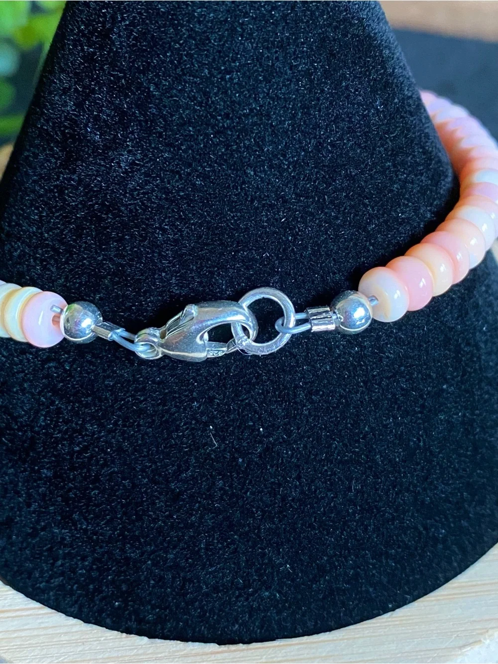 B16 Pink conch shell rondelle bead sterling silver bracelet | size 7”